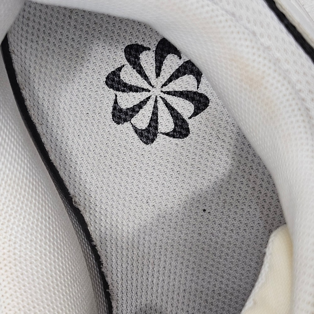Nike Air Max 90 Women 10.5 White Black DH8010-101 Leather Mesh Running Sneakers - Picture 13 of 15